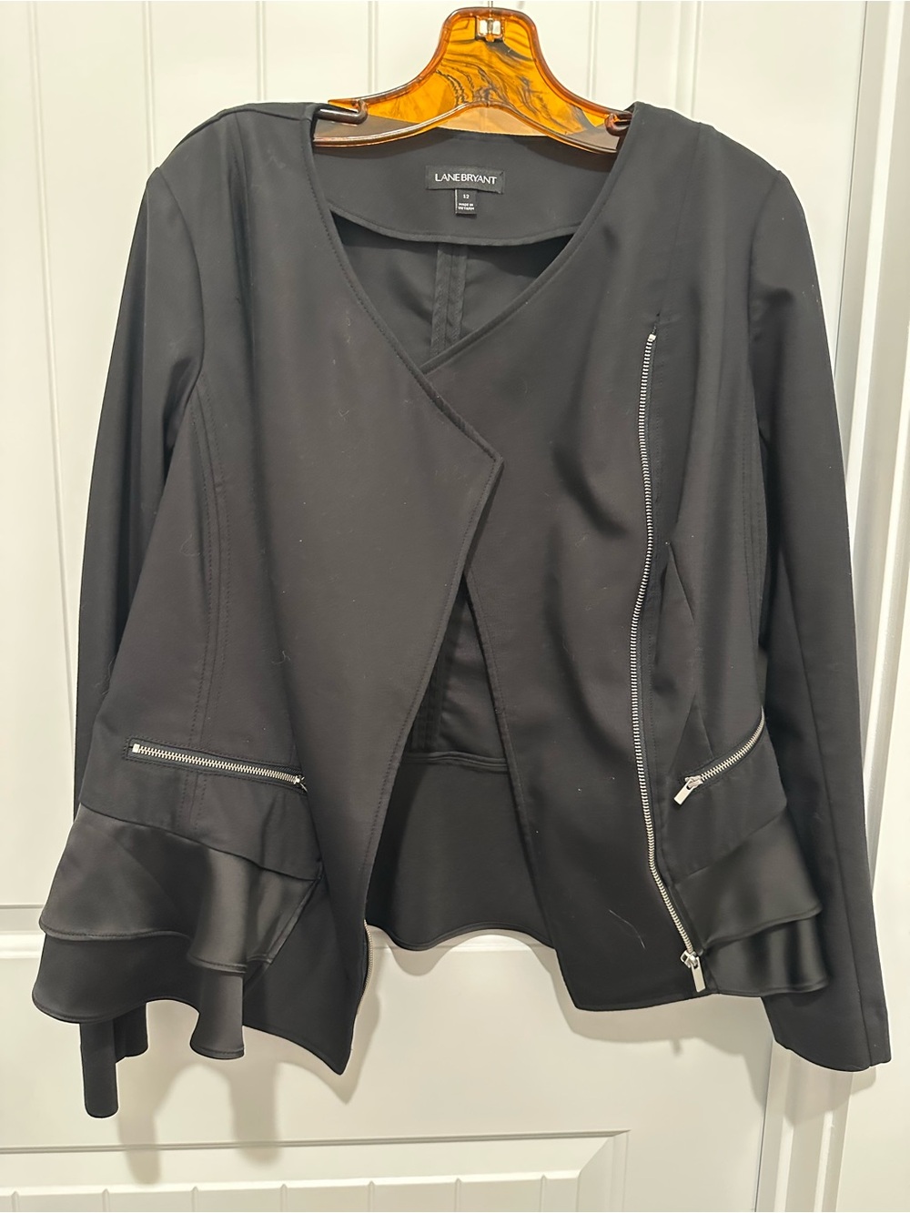 Lane Bryant 12 Black Ruffle-Hem Zip Pocket Jacket size 12 - Picture 7 of 7